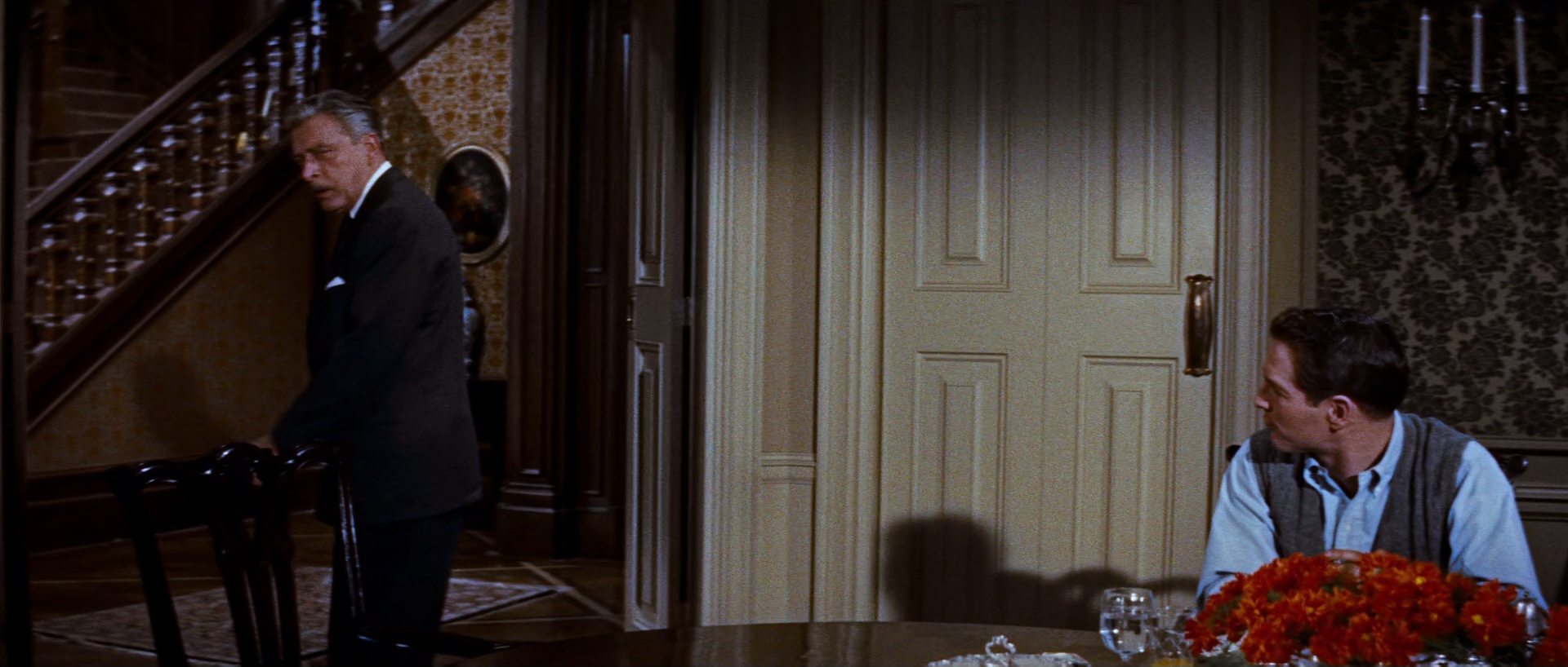 露台春潮